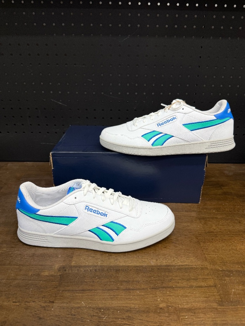 New W/O Box! Men's Reebok Court Advance 'White Kinetic Blue Green' Sneakers